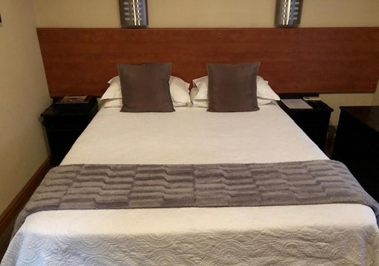 A La Martha'S Air-Port Guest House Port Elizabeth Eksteriør billede