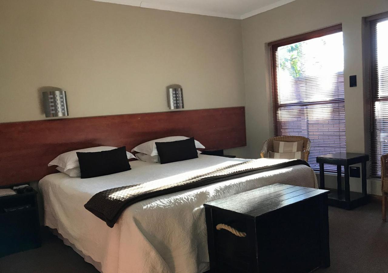 A La Martha'S Air-Port Guest House Port Elizabeth Eksteriør billede