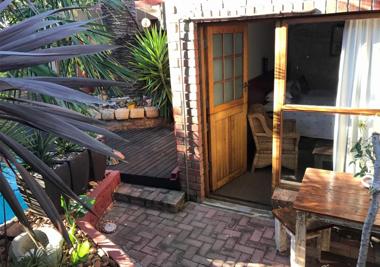 A La Martha'S Air-Port Guest House Port Elizabeth Eksteriør billede