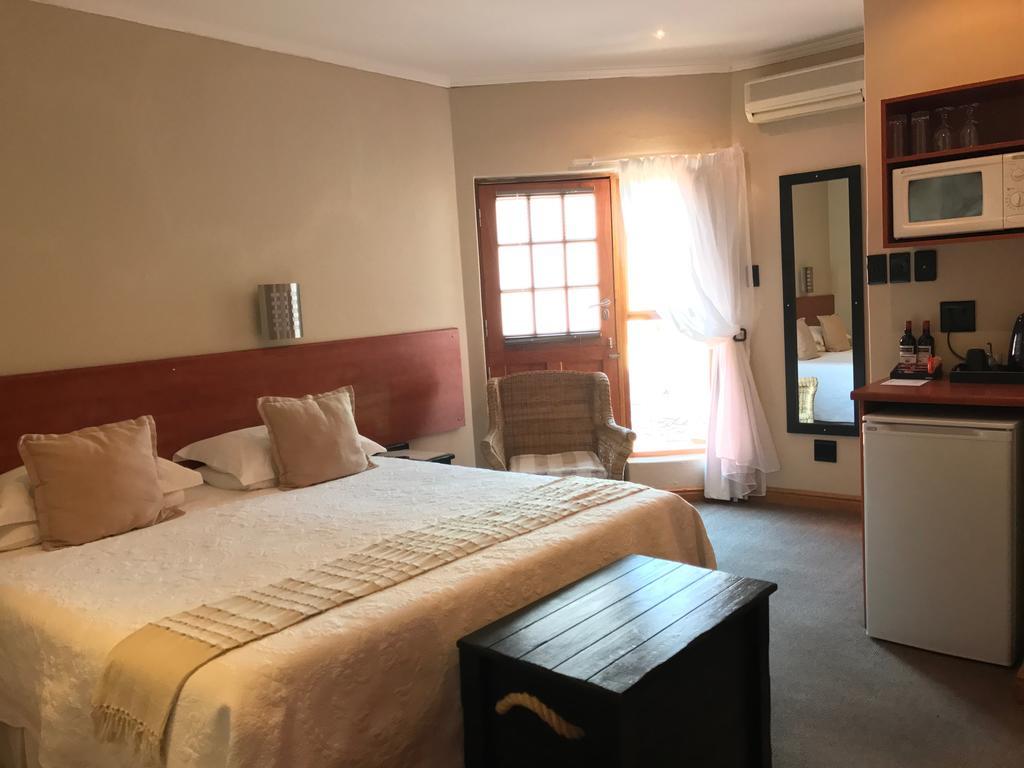 A La Martha'S Air-Port Guest House Port Elizabeth Eksteriør billede